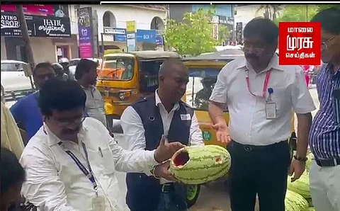 சுத்தமில்லாத இடத்தில் தர்பூசணி விற்பனை - அதிகாரிகள் அபராதம்