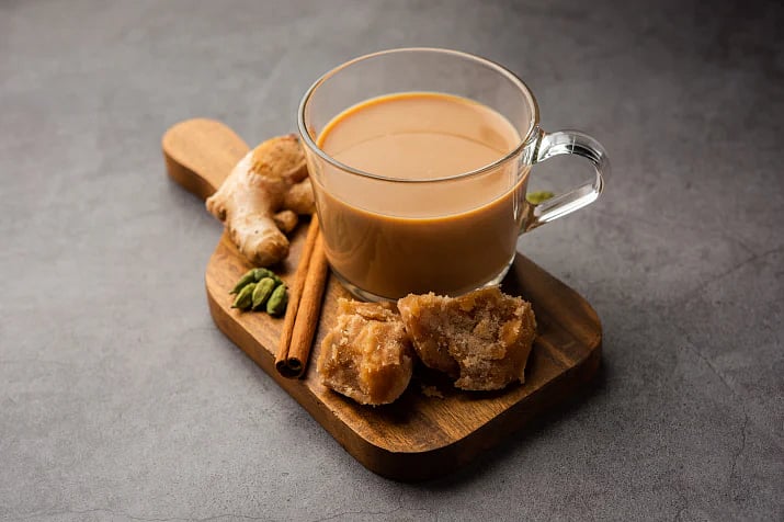 eat rainy season special bajji and ginger tea details in tamil