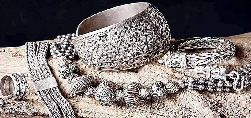 Silver price drops in one day, buying silver now will bring profit