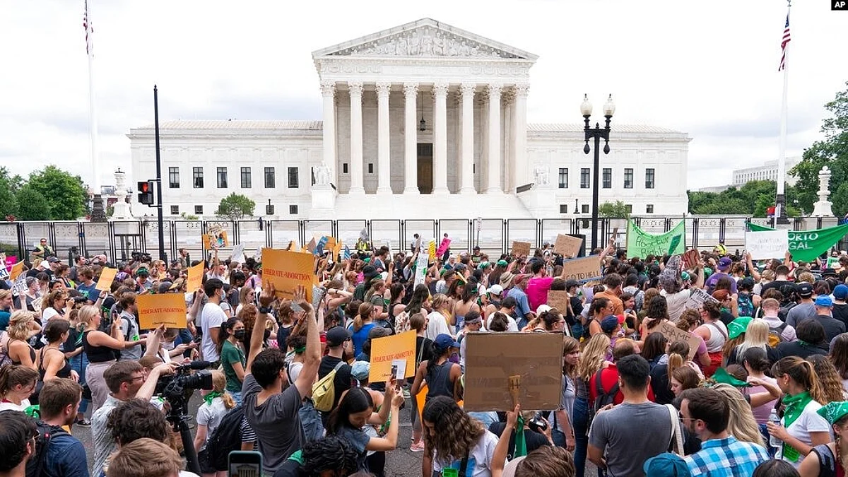 Supreme Court Ends Constitutional Right to Abortion in America (VOA)