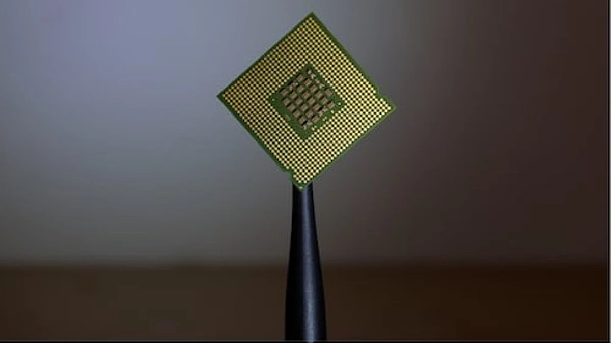 Time-resolved X-ray probes are devices that help scientists study highly transient phenomena (Unsplash)