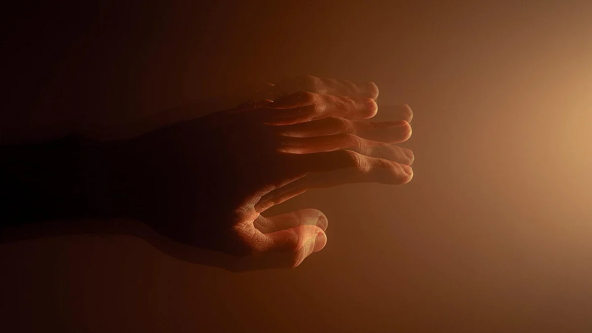 Researchers at RUSH hope new findings will mitigate and improve Parkinson’s symptoms and prevent new ones (Pixabay)