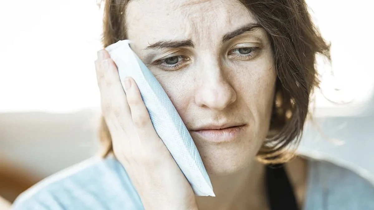 TN usually affects one side of the lower face and jaw. Initial attacks are mild whereas they can progress to more serious and frequent attacks. The episodes of pain can last from a fraction of seconds to minutes to even hours. The assaults arise in succession with PAIN-FREE intervals several times during the day(Image Source- Unsplash)