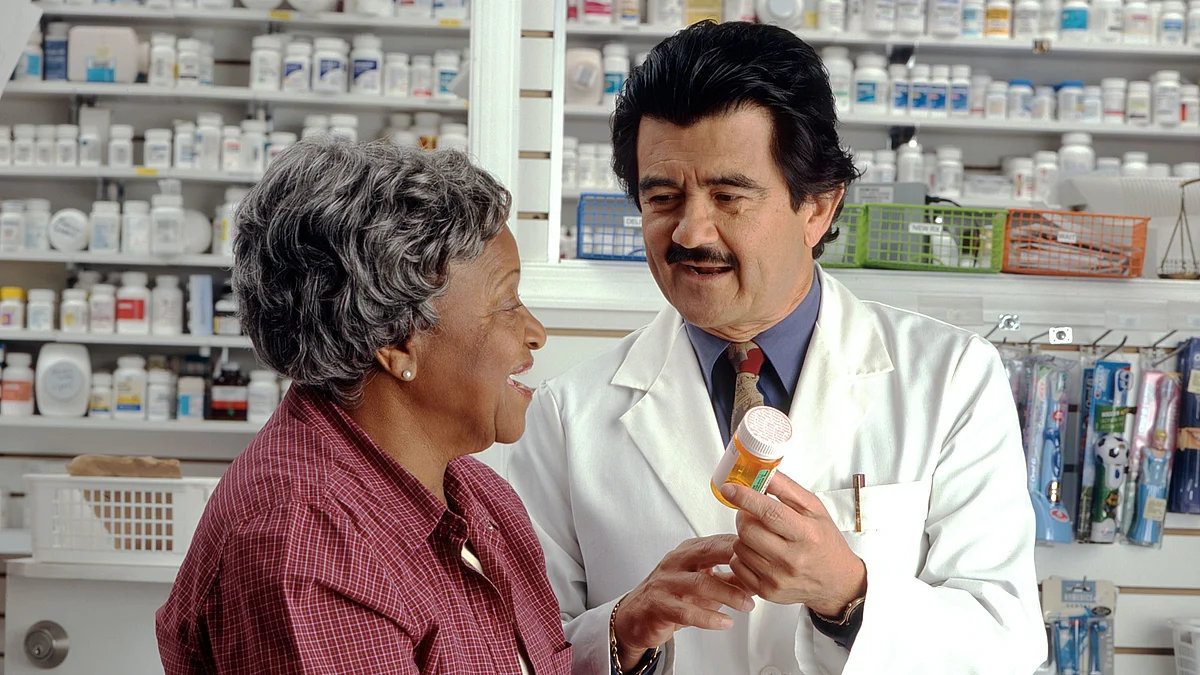 To assess trends in filling pain prescriptions in the week after surgery, the researchers studied the records of 278,366 patients representing all adults in Ontario older than 65 who had one of 14 surgical procedures between 2013 and 2019.