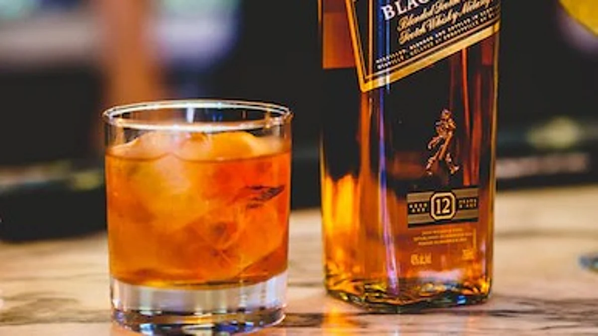 Alcohol, tobacco, and junk food common on reality TV shows(Unsplash)