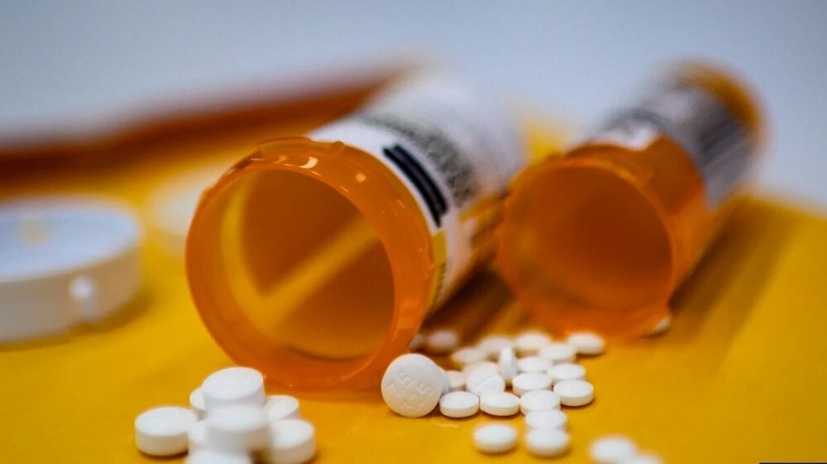Fentanyl is an especially dangerous threat because it is often added to street drugs like cocaine, methamphetamine and other opioids, such as oxycodone and hydrocodone/acetaminophen pills, and even to counterfeit benzodiazepines like Xanax. These counterfeit drugs laced with fentanyl add to the amount of fentanyl overdoses in individuals who do not ordinarily consume opioids.