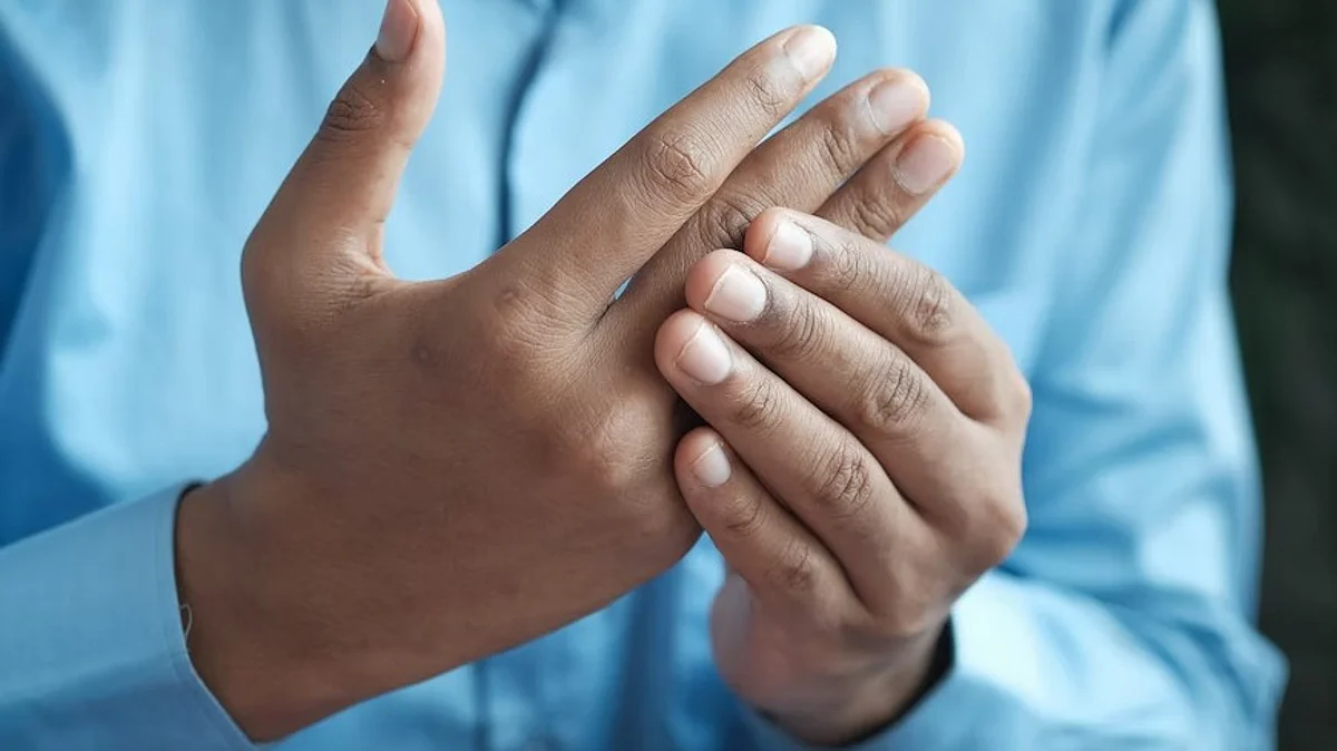 ‘Hand osteoarthritis is a common and debilitating medical condition that affects mainly women, especially around the time of the menopause. We currently have no effective treatments that modify their disease.’