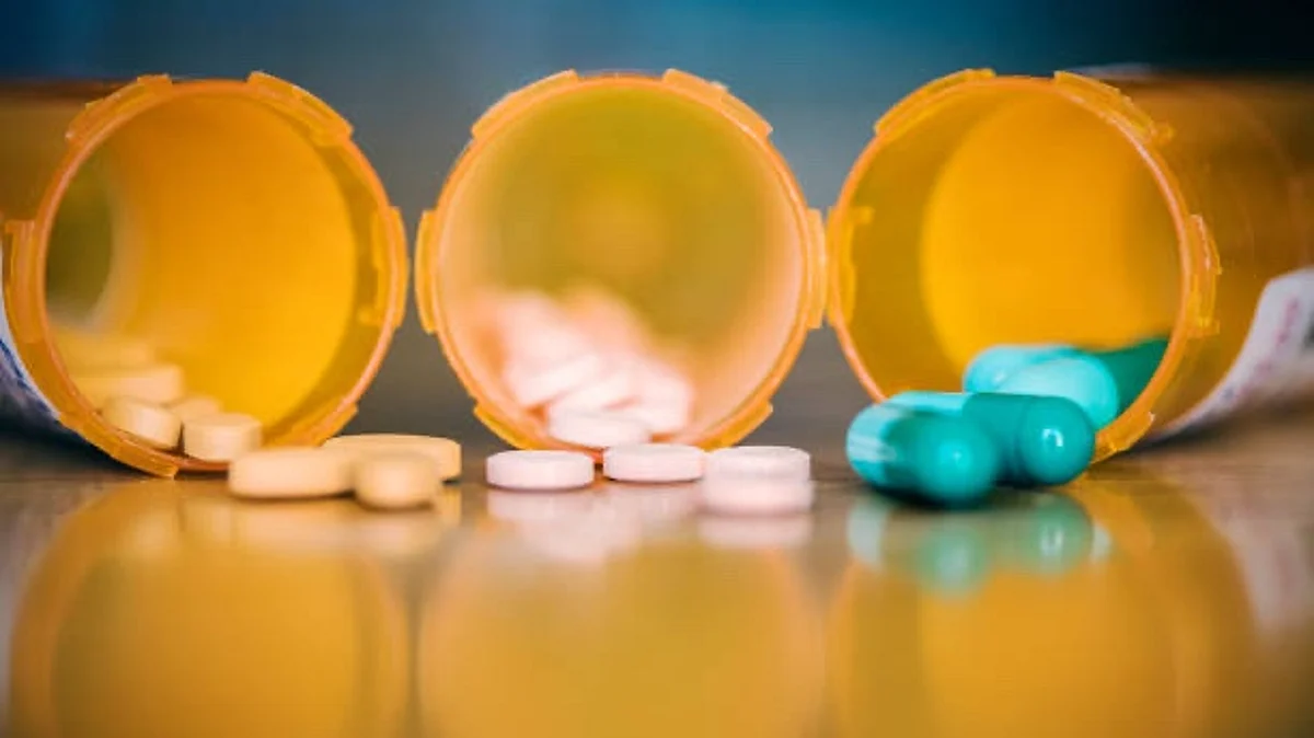 Opioid drugs relieve pain by mimicking a naturally occurring pain-relief function within our nervous symptoms.