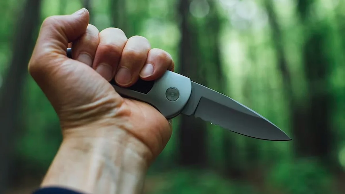 A patient stabbed a resident doctor with a knife at Shri Vasantrao Naik Government Hospital in Yavatmal city of Maharashtra on January 5.