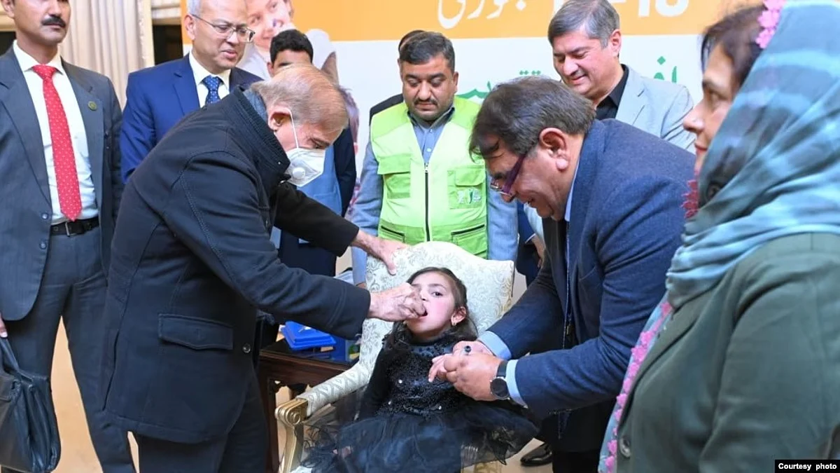 Pakistan Prime Minister Shehbaz Sharif administering polio vaccines to children to kickstart first anti polio campaign of the year on Jan 15, 2023.