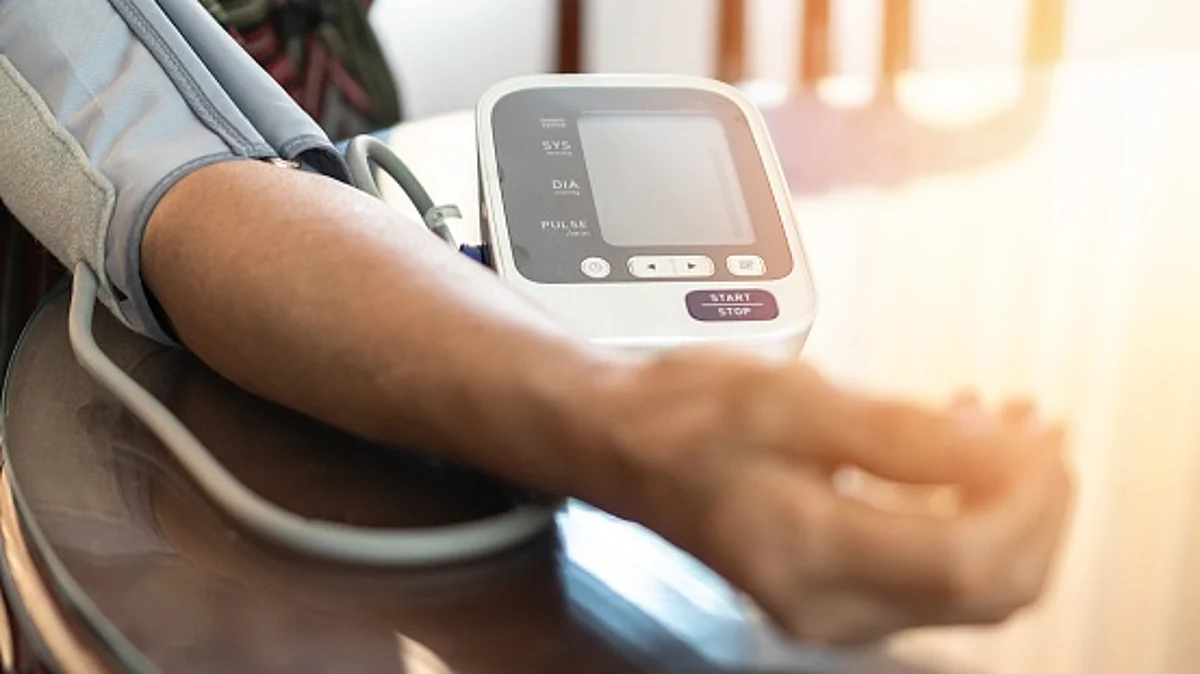 Arterial hypertension (AH), or high blood pressure, can be prevented if diagnosed pre-clinically on time. The risk of hypertension increases significantly with orthostatic circulatory disorders.