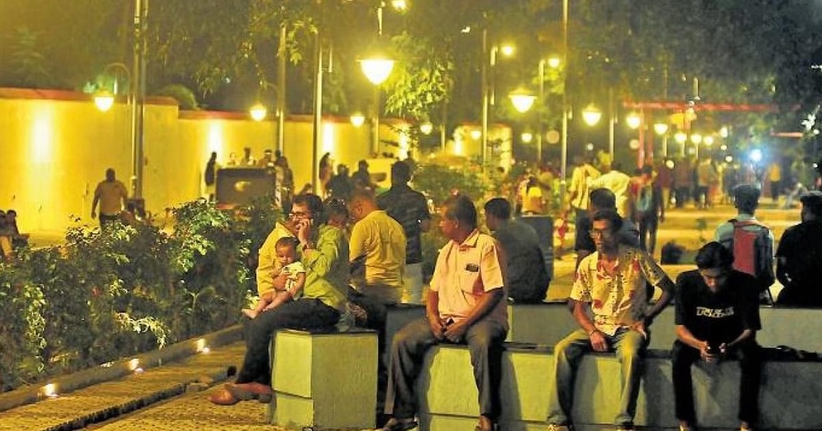 Night Life Ban In Manaveeyam Veethi night-life-ban-in-manaveeyam-veethi
