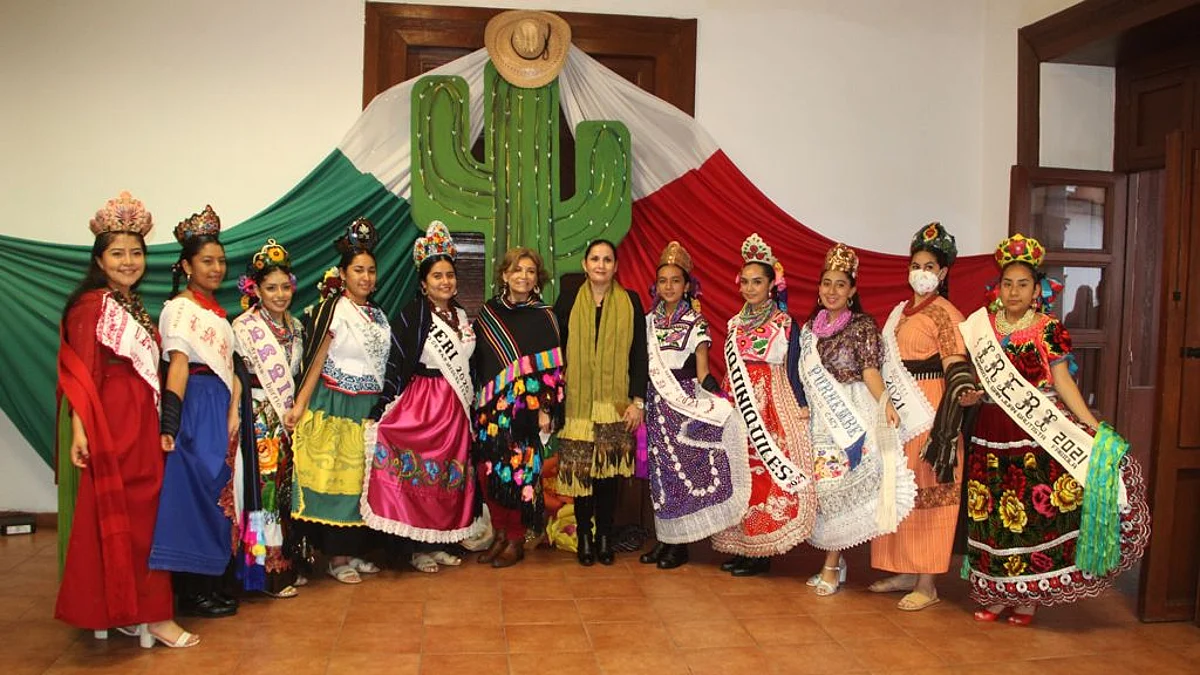 Con Gran éxito se llevó a cabo la "Pasarela de Rebozos 2021"