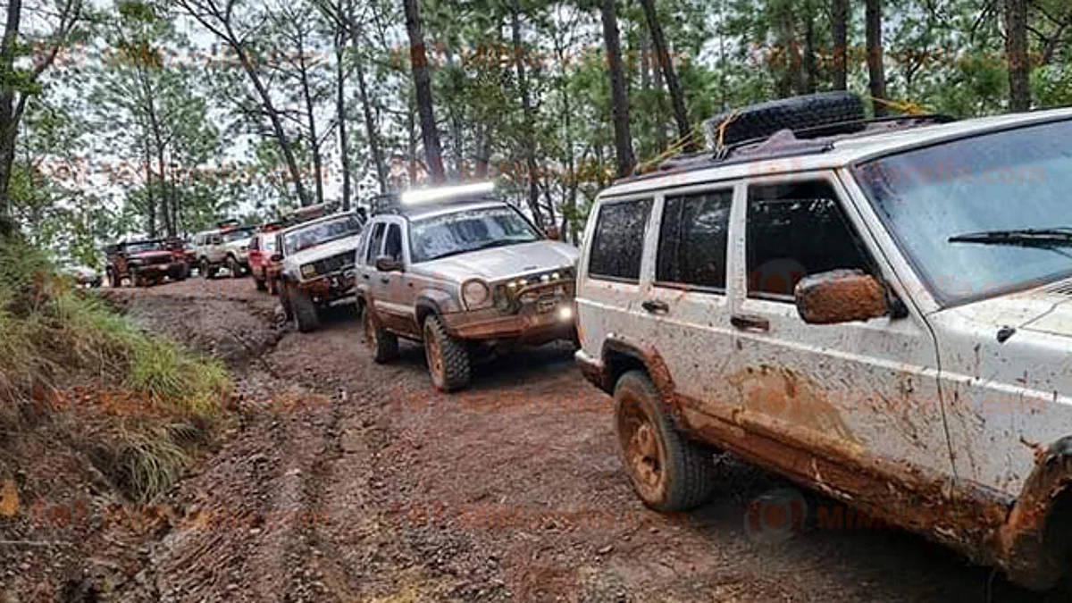 En Michoacán, participante muere volcado en la carrera extrema Tumbiscaletazo