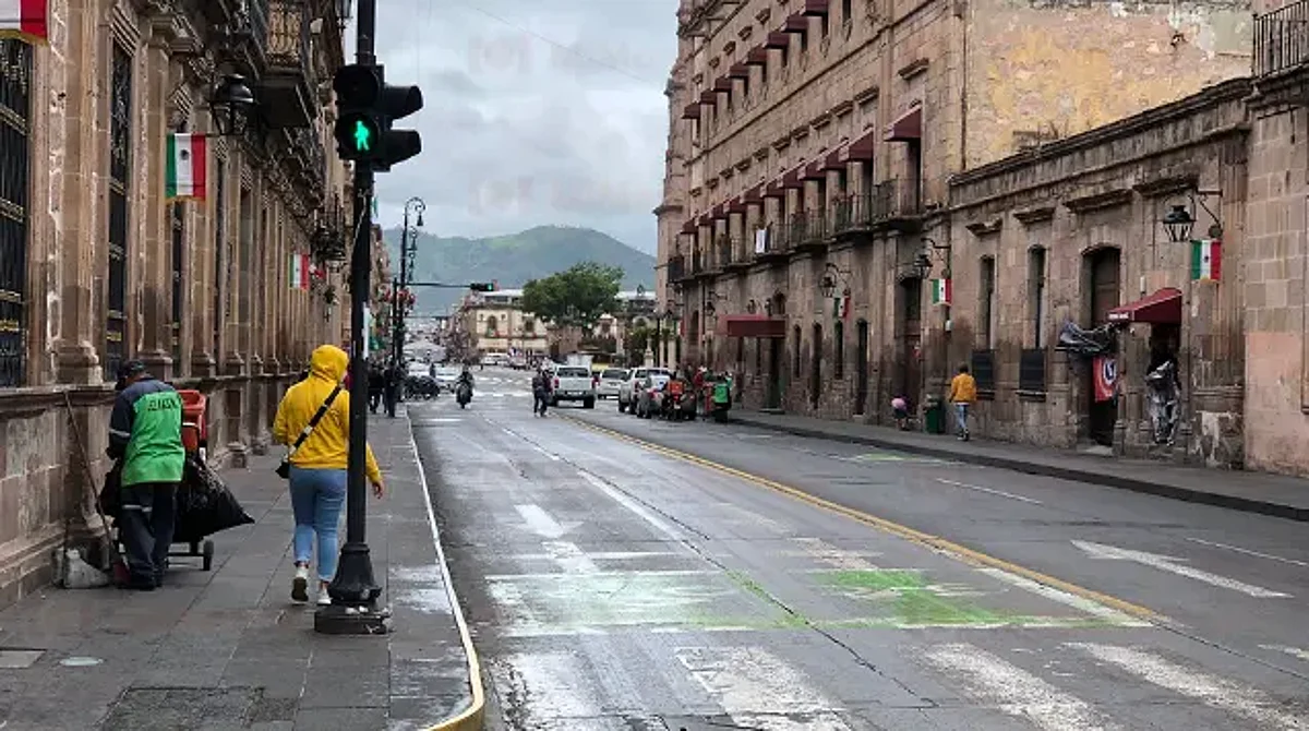 Regresa "la luz" luego de apagón de 40 minutos en el centro de Morelia