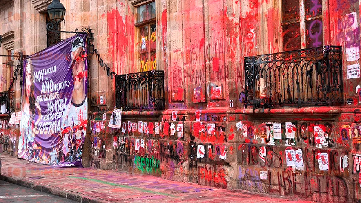 Así luce el Palacio de Gobierno tras protesta por caso de Jessica