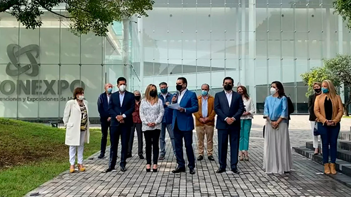 Inaugura Silvano remodelación del Centro de Convenciones en Morelia