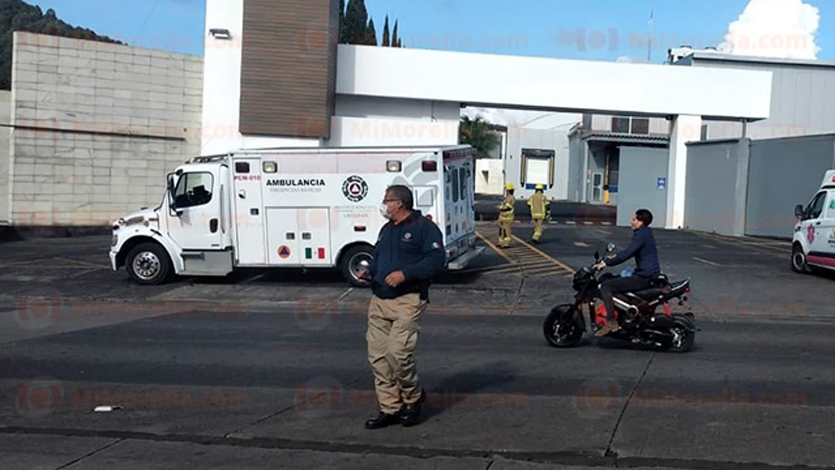Reportan fuga de amoniaco en una empacadora de aguacate de Uruapan
