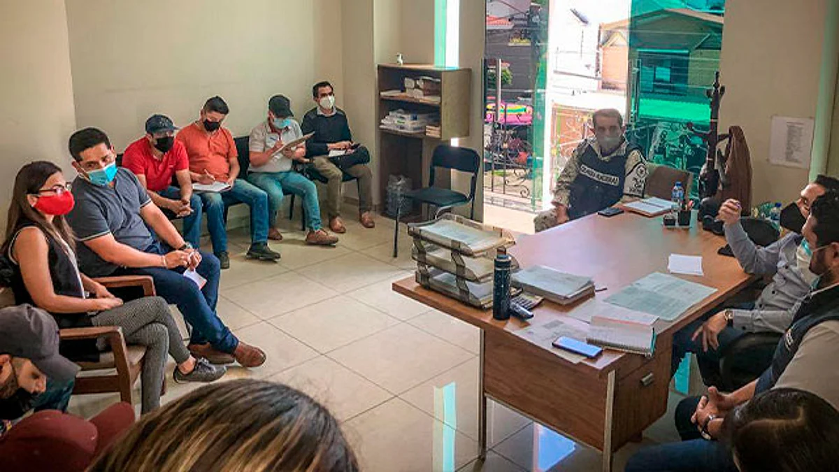 Autoridades de Uruapan atienden petición de indígenas sobre vacunación