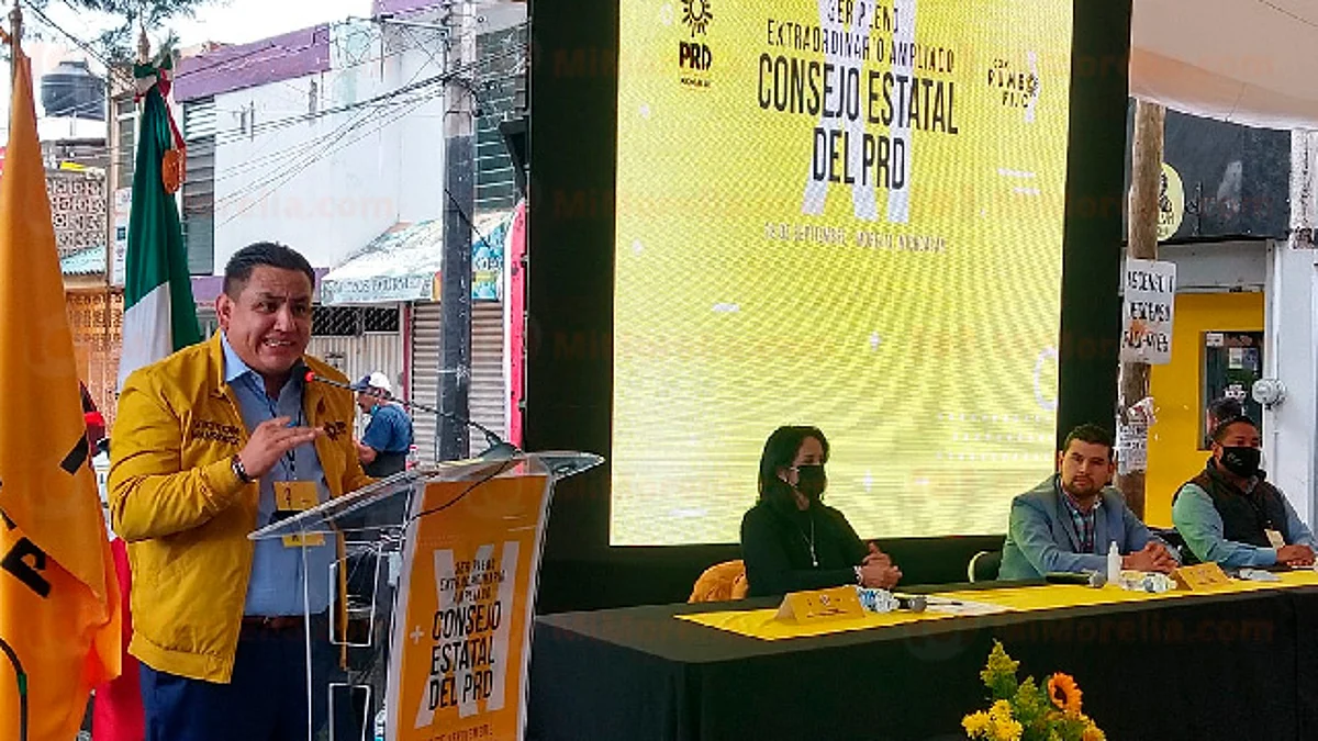 Respalda PRD a Silvano Aureoles en su lucha por la legalidad: Víctor Manríquez