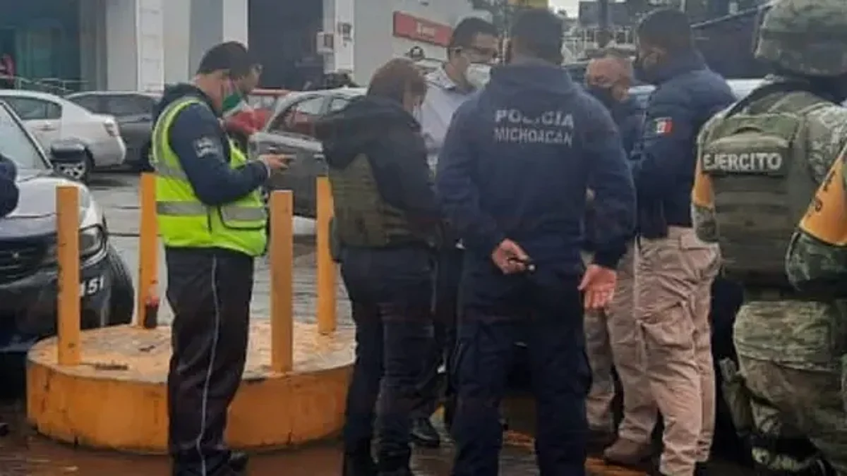 Roban 210 mil pesos a hombre al salir de un banco, en Morelia