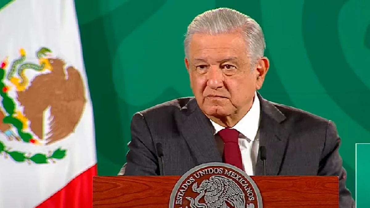 Anuncia AMLO que próxima semana pagarían adeudos a maestros de Michoacán