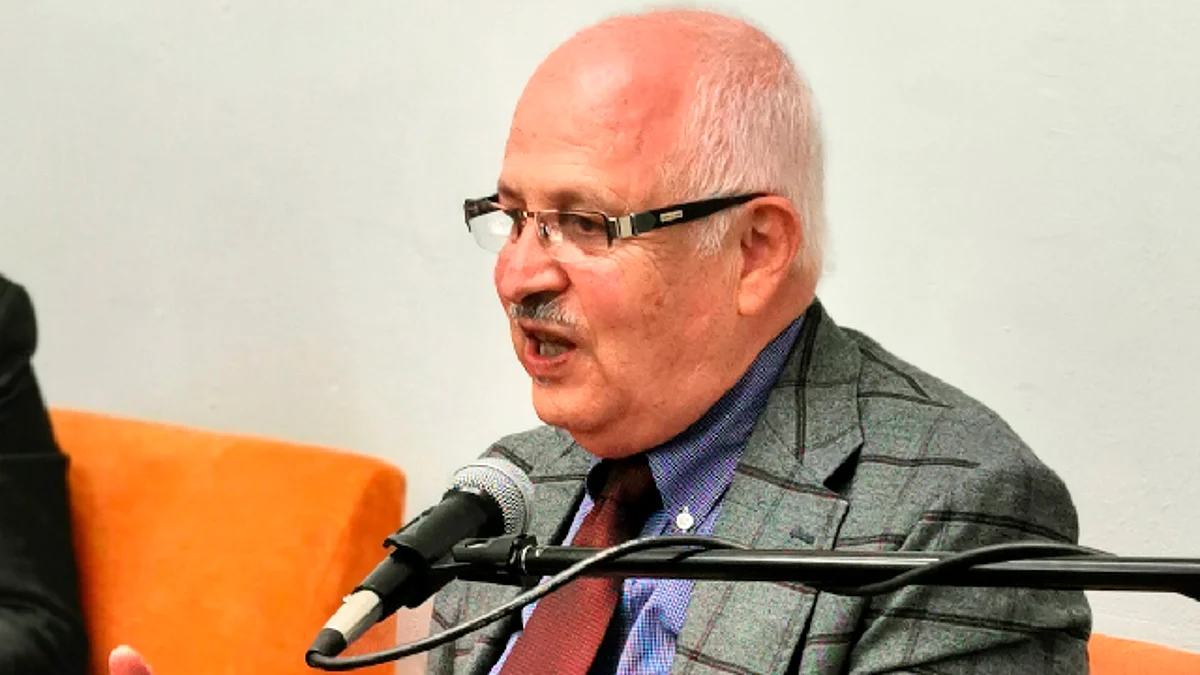 Recibirá el maestro Carlos Herrejón la presea "Constitución de 1814"