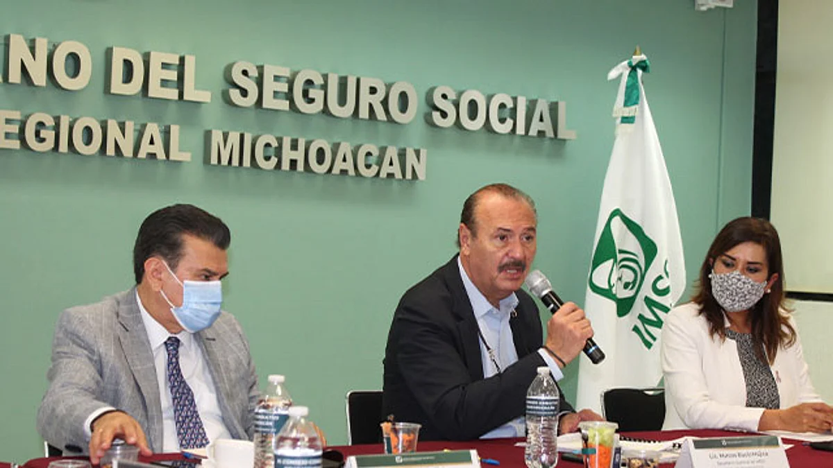 Marcos Bucio preside Sesión del Consejo Consultivo del IMSS en Michoacán