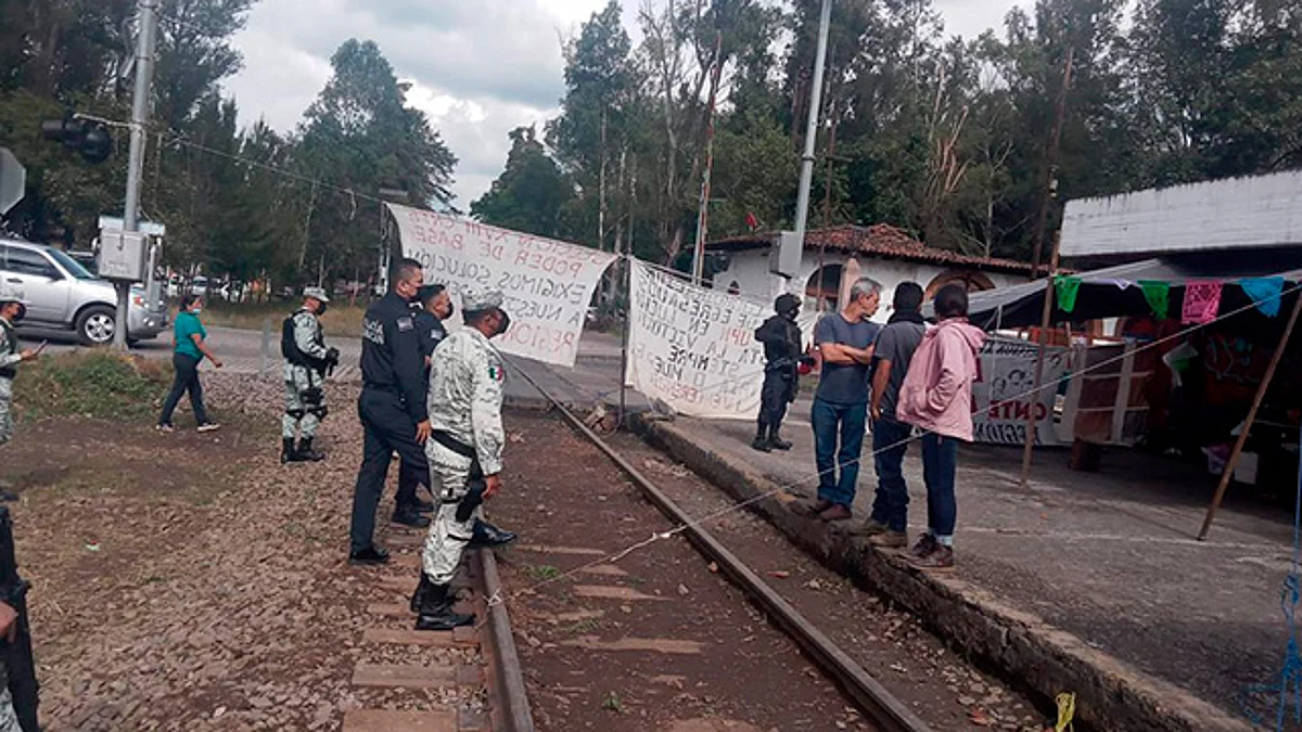 Sin detenidos, tras desalojo de maestros en bloqueos de Uruapan y Pátzcuaro