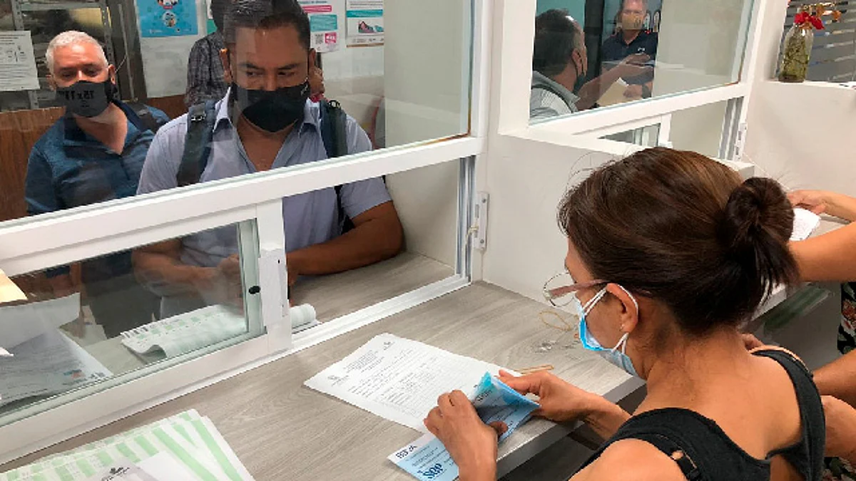 Inicia pago a docentes michoacanos, como lo anunció Bedolla