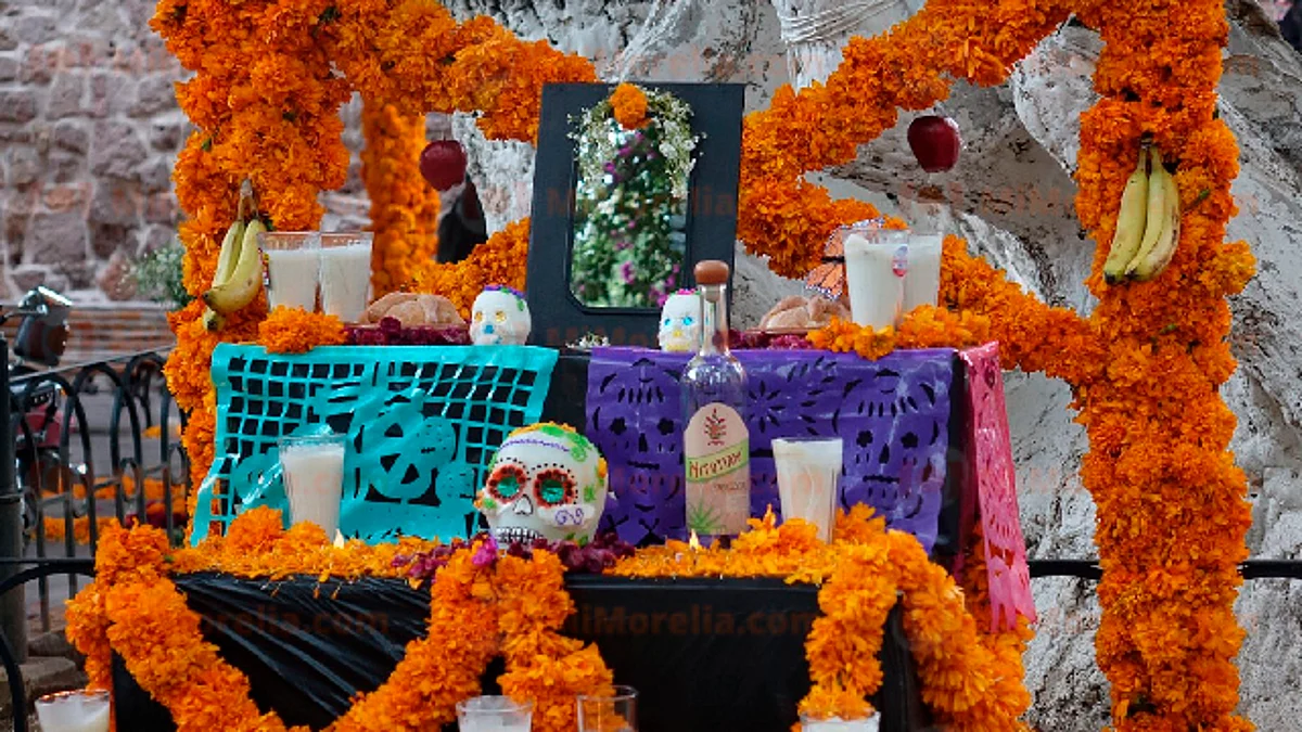 ¿Cuándo se pone la ofrenda de Día de Muertos?