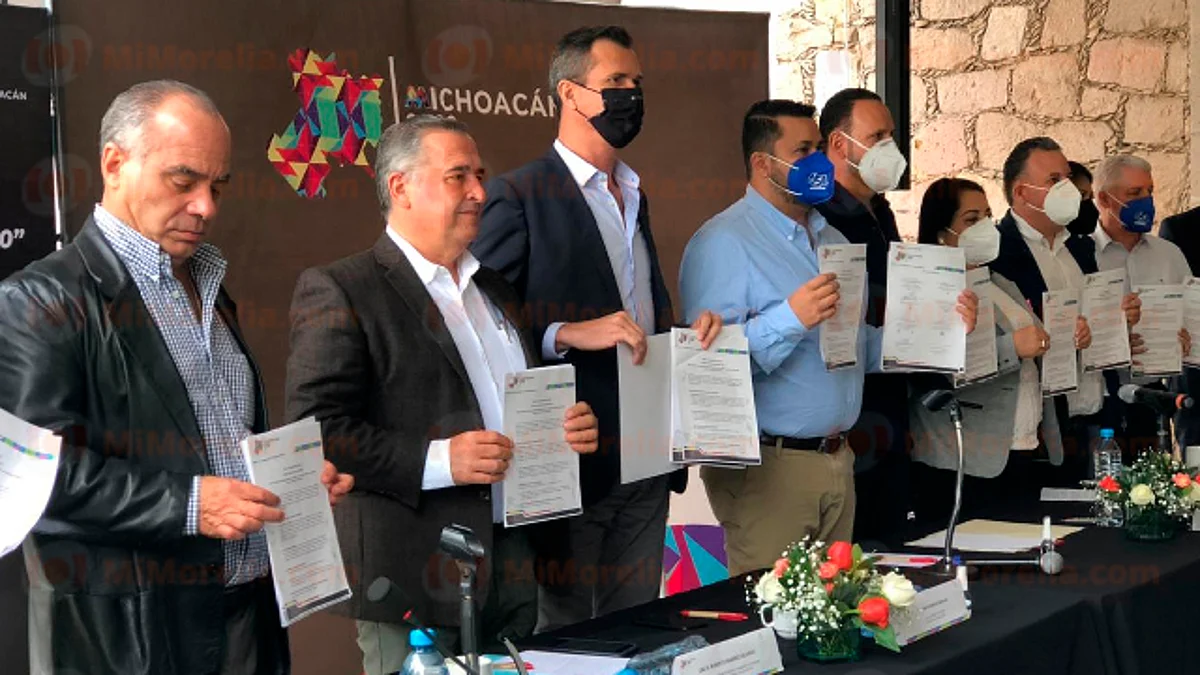 Sector productivo de Michoacán firma agenda 2030 con diputados federales