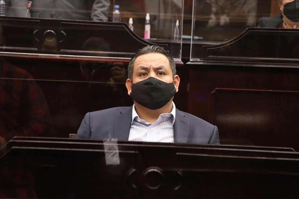 PRD no se enfrascará en luchas estériles, la prioridad es Michoacán: Víctor Manríquez