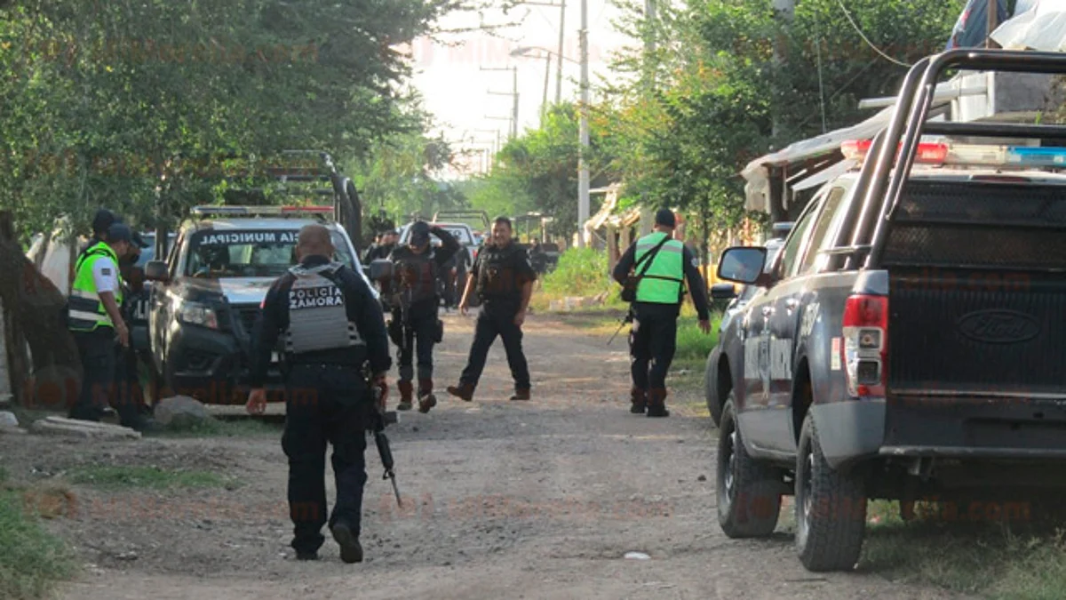 Tres detenidos y un policía herido, saldo de balacera en Zamora