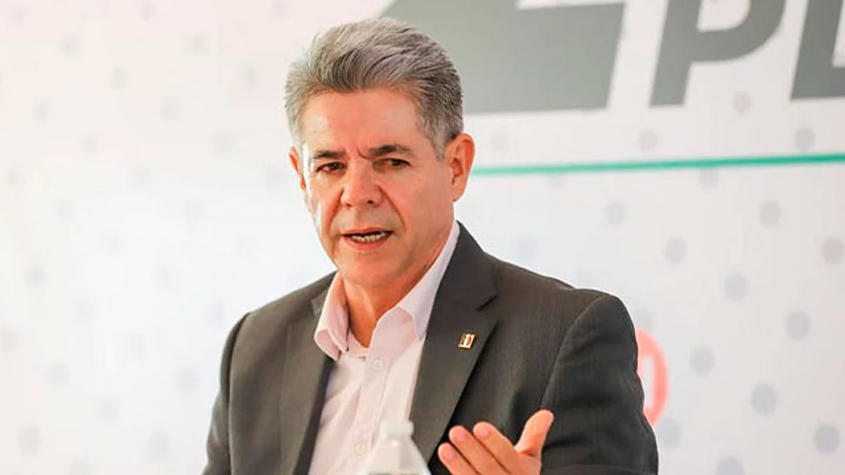 Gobierno debe cumplir promesa de pago total a trabajadores de la educación: Hernández Peña