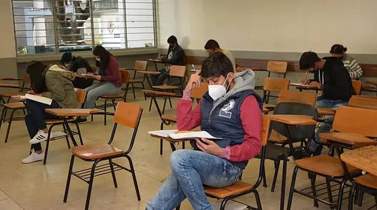Regreso a las aulas en la UMSNH solo sería para educación superior