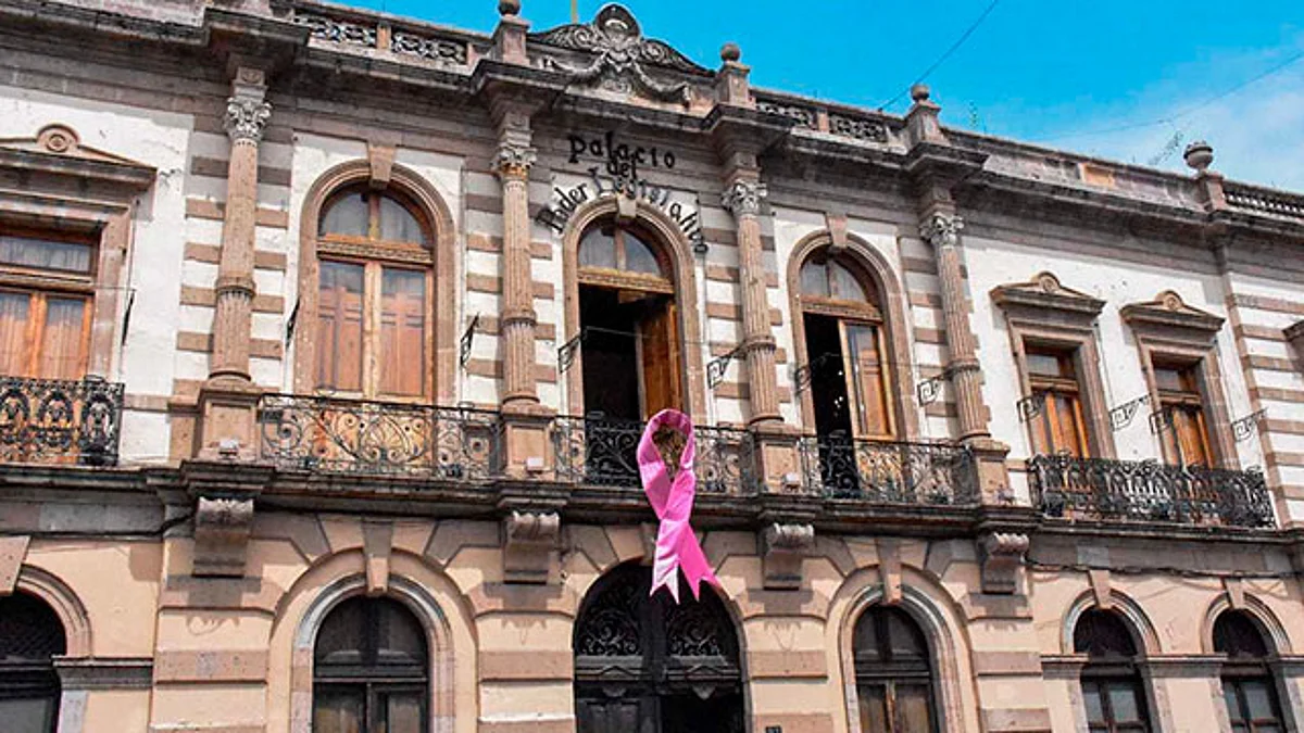 Congreso de Michoacán se suma a la lucha contra el cáncer de mama