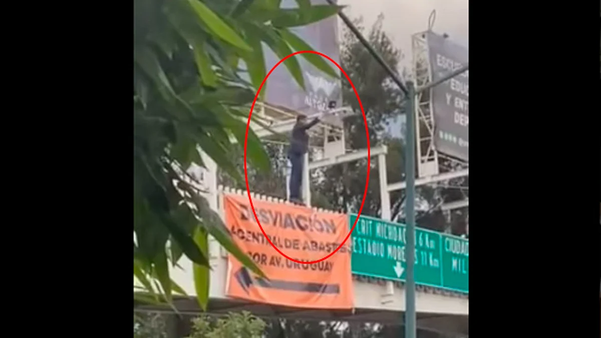 Rescatan a hombre que intentó saltar de un puente en Morelia