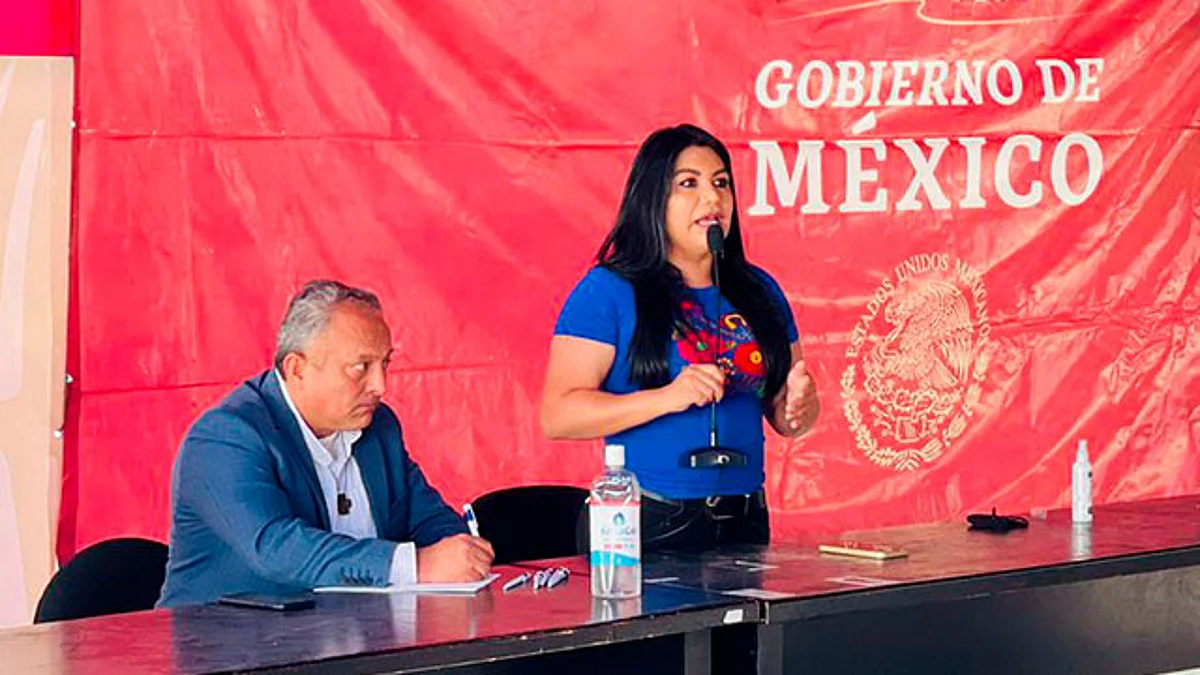 Brenda Fraga se reúne con migrantes desplazados por la violencia