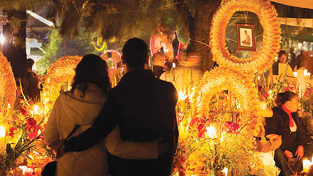 Esperan 89% de ocupación hotelera por Noche de Muertos en Michoacán