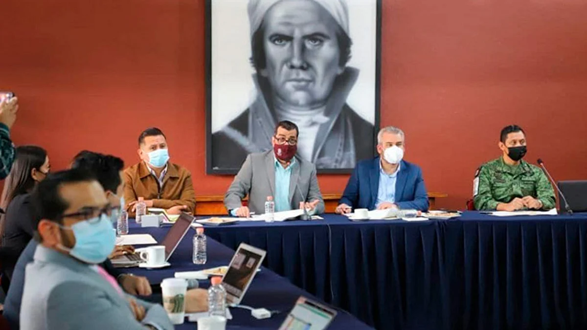 El mandatario estatal mencionó que también en la mesa se abordó el tema de la creación de la Guardia Estatal