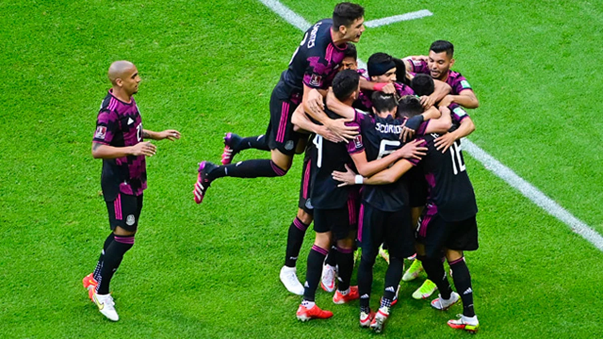 México vence 3-0 a Honduras en las eliminatorias mundialistas