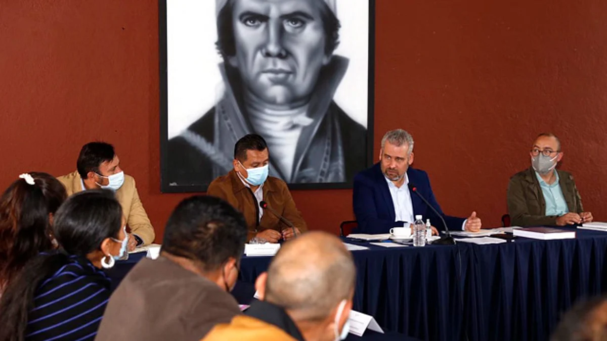 Bedolla reconstruye relación de gobierno estatal con Cherán
