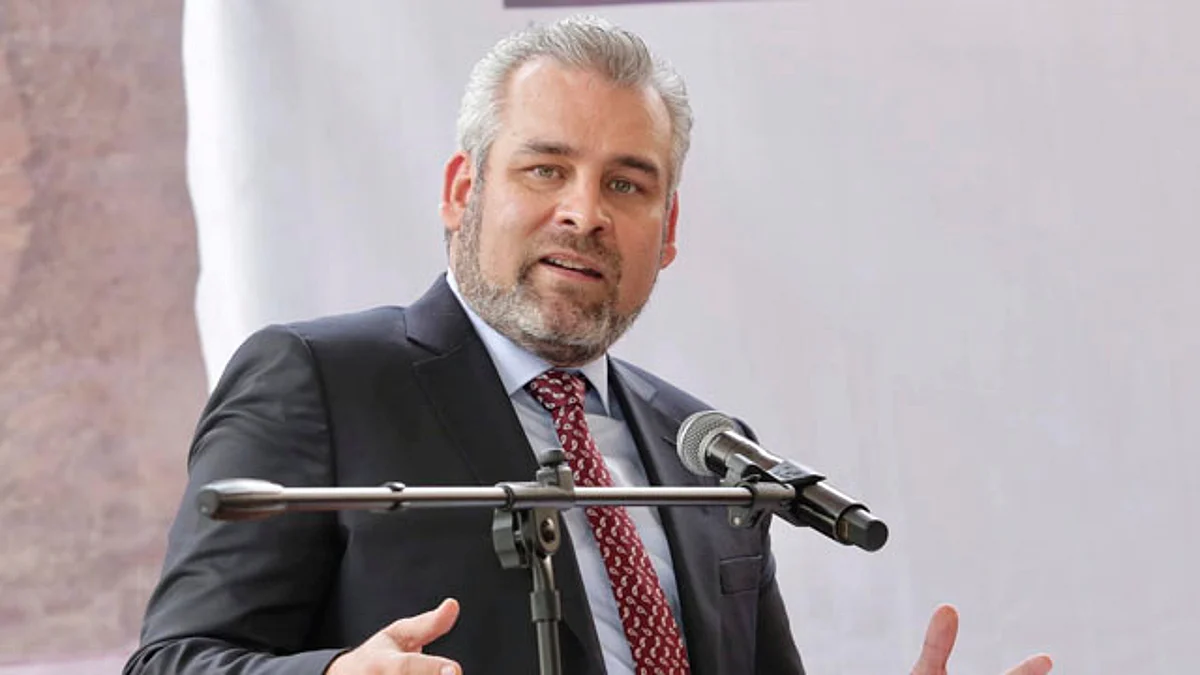 Instruye Bedolla garantizar condiciones en escuelas para regreso a las aulas