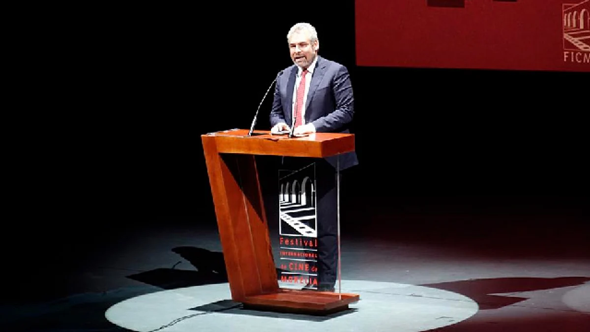 Anuncia Bedolla apoyo para conformar la Comisión Fílmica de Michoacán