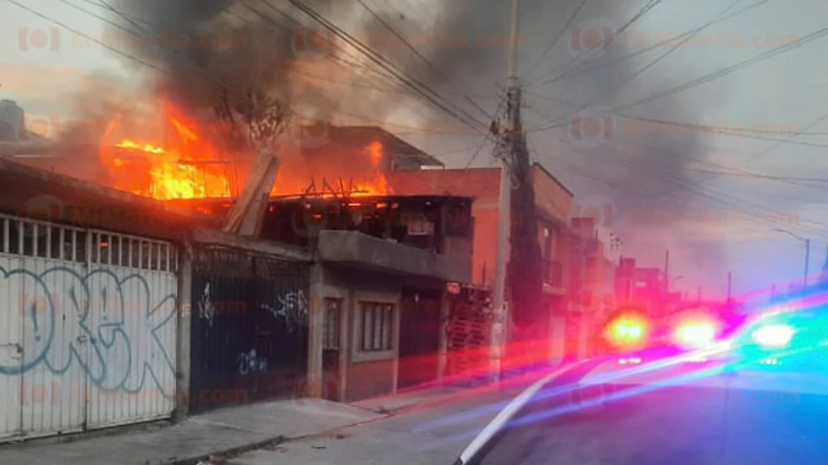 Arde casa en colonia de Morelia; no hay lesionados