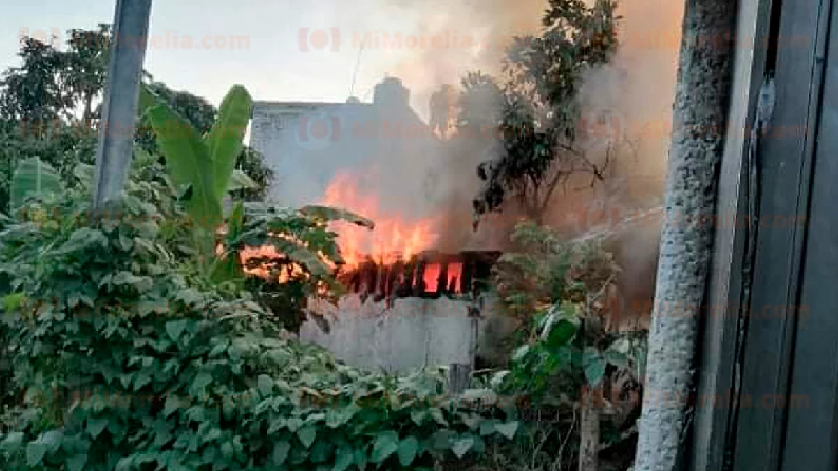 Muere una persona calcinada tras incendio en una casa al norte de Morelia