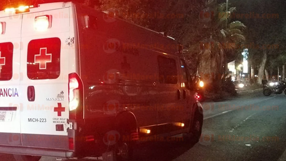Motociclista mata a mujer al atropellarla en la avenida Madero Poniente