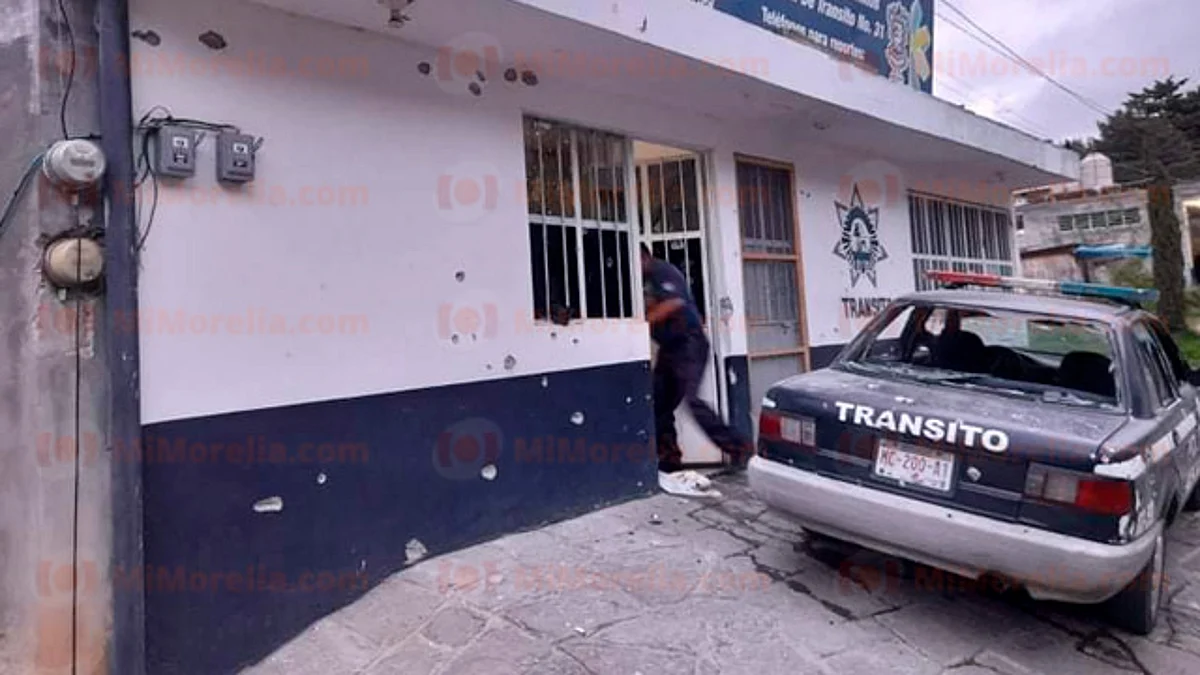 Atacan base de la Policía en Tlalpujahua; hay 3 muertos