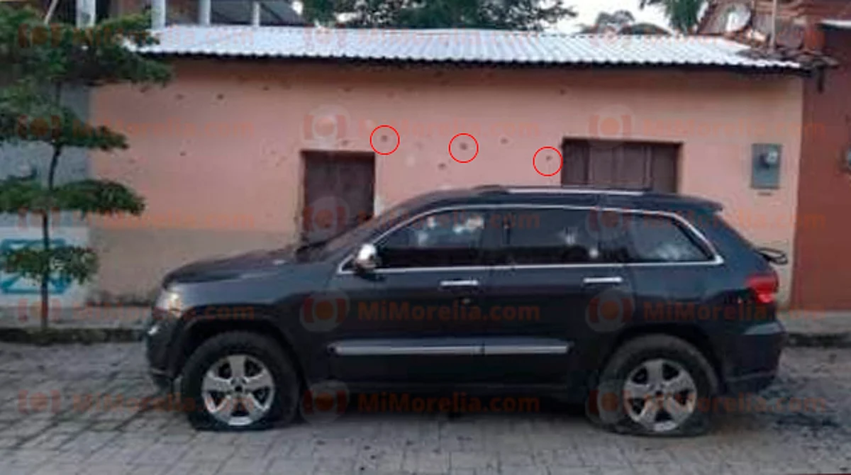Michoacán: rafaguean autos y casas en primeras horas del lunes